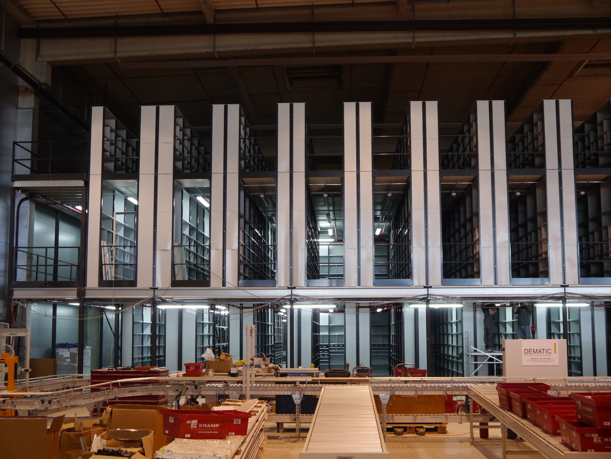 Rayonnage modulable à tablette 23